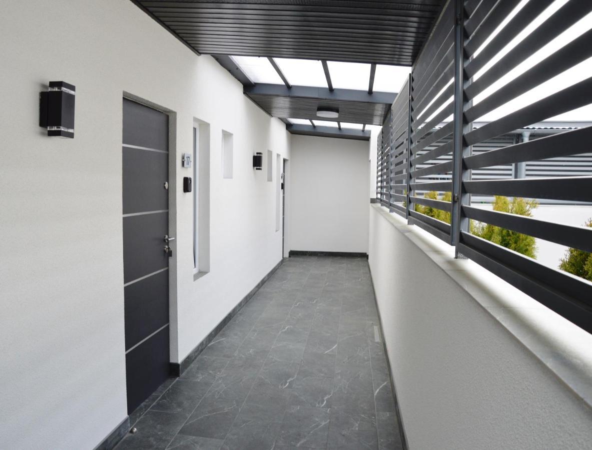 Hostel Adabet ケンプノ エクステリア 写真
