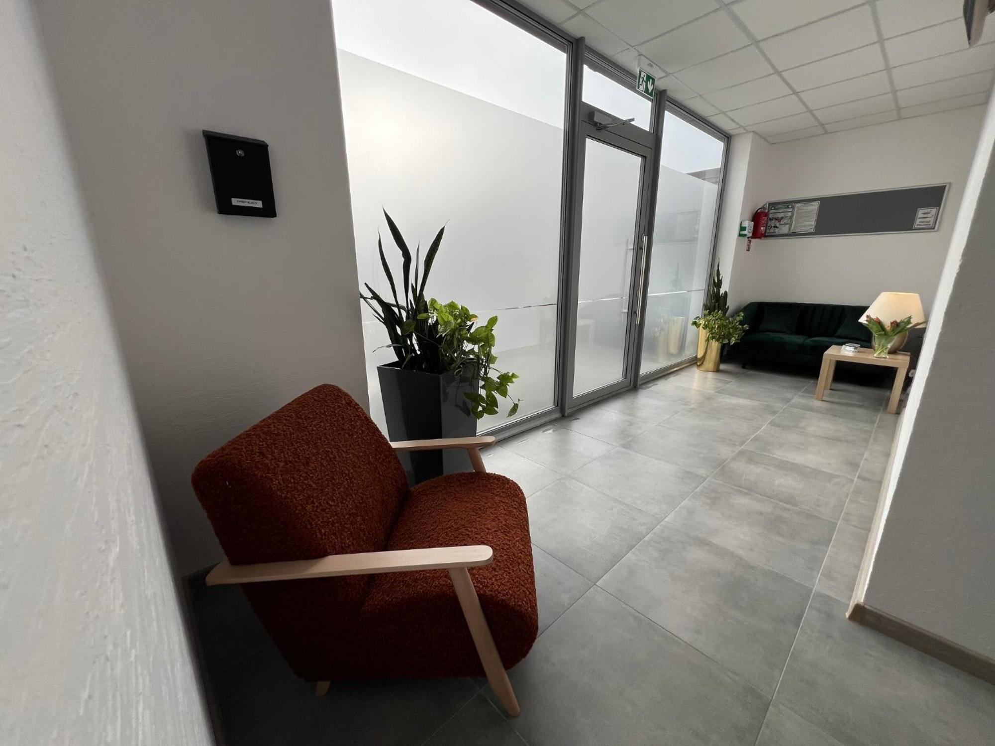 Hostel Adabet ケンプノ エクステリア 写真