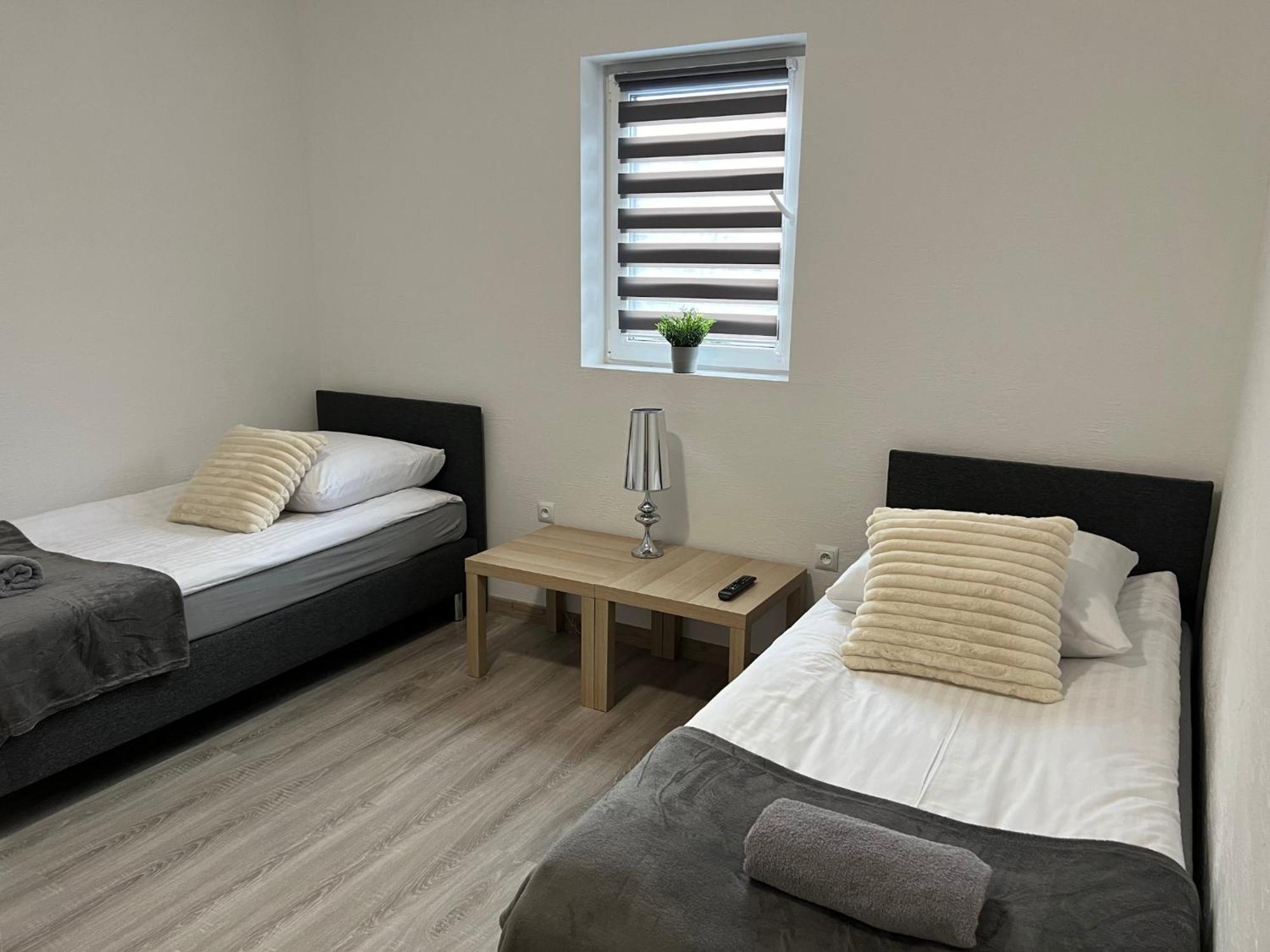 Hostel Adabet ケンプノ エクステリア 写真